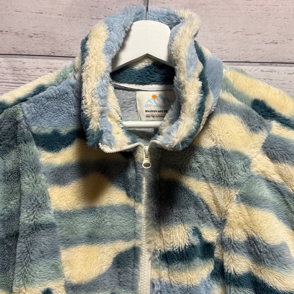 Mountain and isles sherpa Pullover - Picture 3 of 5